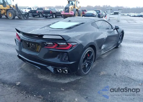 2021 Chevrolet Corvette Stingray Rwd 3Lt z USA, uszkodzony, nr VIN 1G1YC2D47M5125016